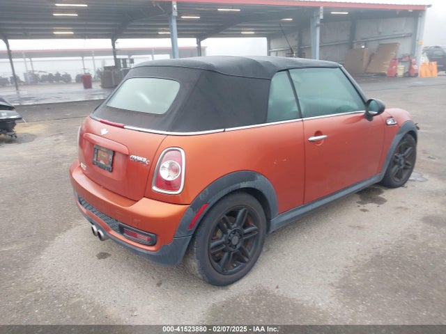 2013 MINI CONVERTIBLE WMWZP3C58DT297712 Photo 3