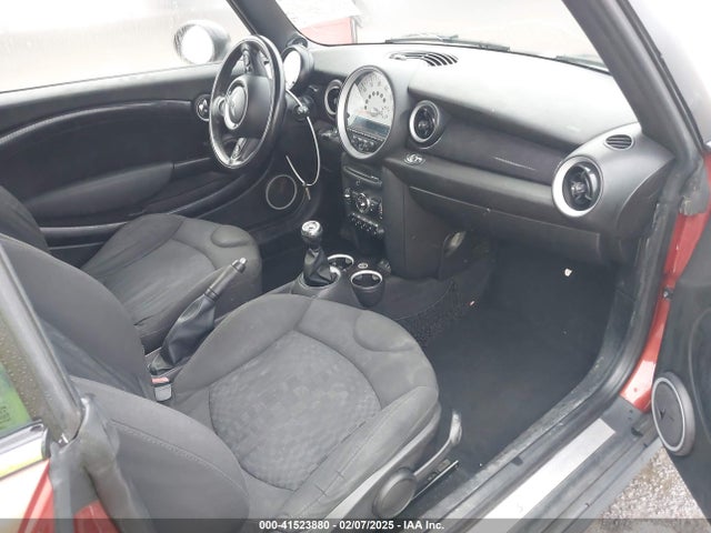 2013 MINI CONVERTIBLE WMWZP3C58DT297712 Photo 4