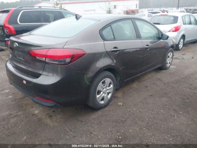 3KPFK4A77JE197233 KIA FORTE LX