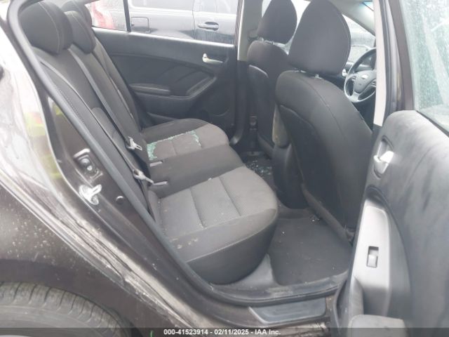 3KPFK4A77JE197233 KIA FORTE LX