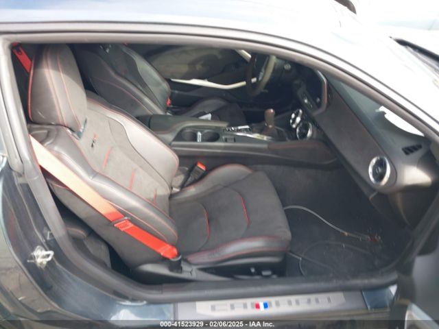 2019 CHEVROLET CAMARO 1G1FJ1R65K0139671 Photo 4