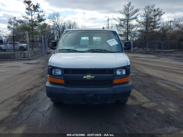 Chevrolet Express 2500 Work Van 2016 1GCWGBFF6G1154276 Image 12