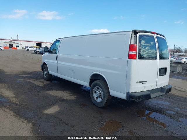 Chevrolet Express 2500 Work Van 2016 1GCWGBFF6G1154276 Image 3