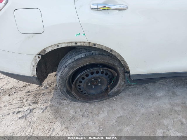 KNMAT2MVXFP566180 Nissan ROGUE S