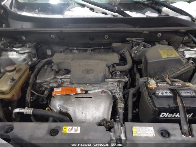 JTMBFREV4FJ037488 Toyota RAV4 LE
