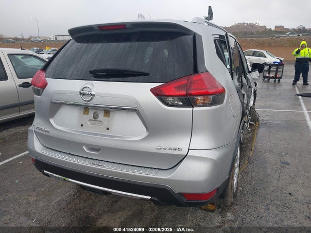 Nissan ROGUE SV 2017 KNMAT2MV0HP607869 Image 4