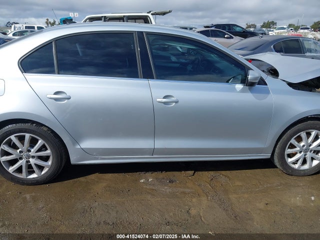 3VWD17AJ2EM214648 Volkswagen 2014