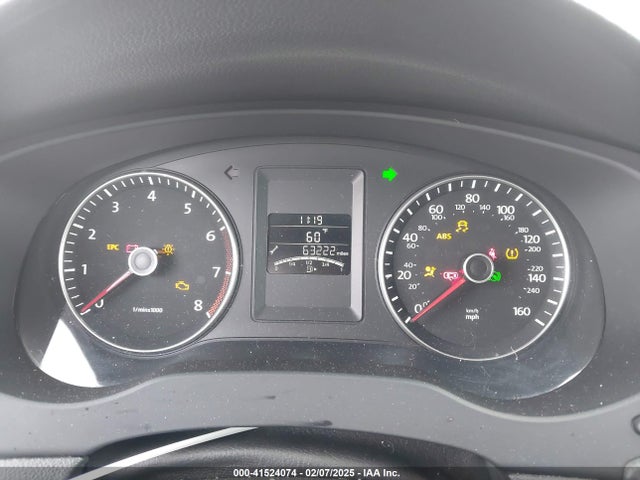 3VWD17AJ2EM214648 Volkswagen 2014