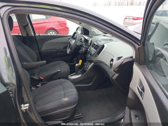 Chevrolet luw 2014 1G1JC5SH5E4177891 Image 5