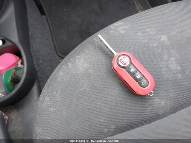 2013 FIAT 500 3C3CFFAR5DT749370 Photo 10