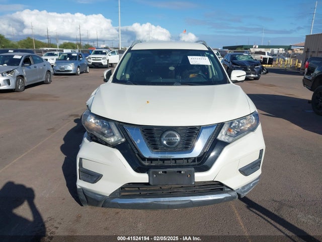 2020 Nissan Rogue Sv Fwd მანქანა იყიდება აუქციონზე, vin: 5N1AT2MT0LC798106, აუქციონის ნომერი: 41524194