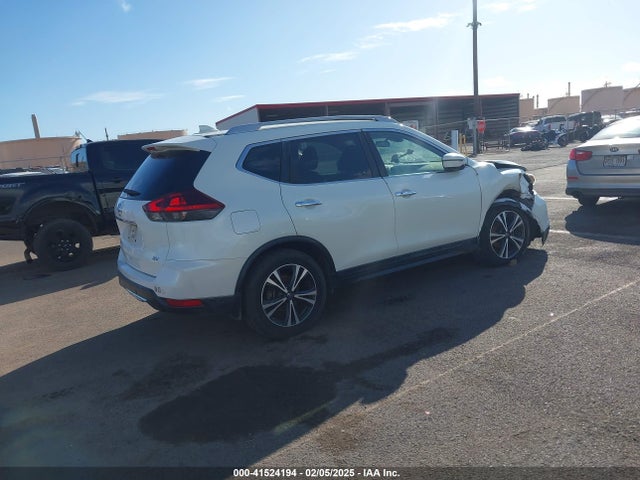 2020 Nissan Rogue Sv Fwd მანქანა იყიდება აუქციონზე, vin: 5N1AT2MT0LC798106, აუქციონის ნომერი: 41524194
