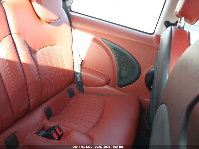 2007 MINI COOPER S WMWMF73587TL88777 Photo 7