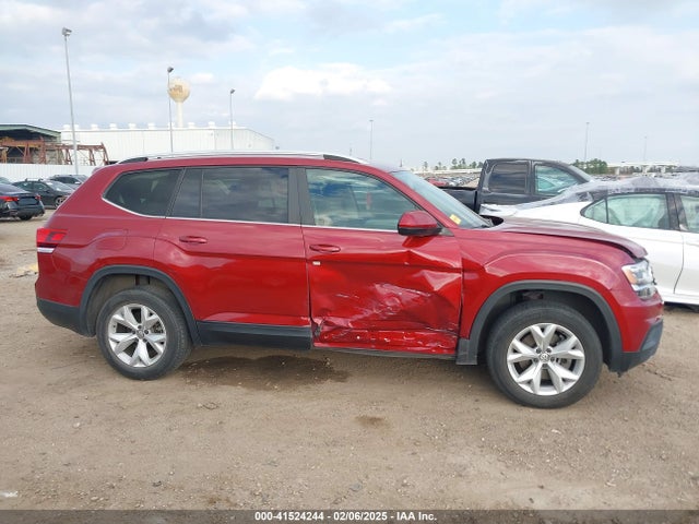 Volkswagen fsi 2018 1V2AR2CA3JC558580 Image 13