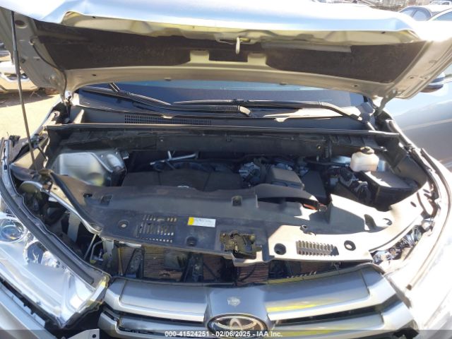 5TDZZRFH8KS359451 Toyota Highlander Le Plus