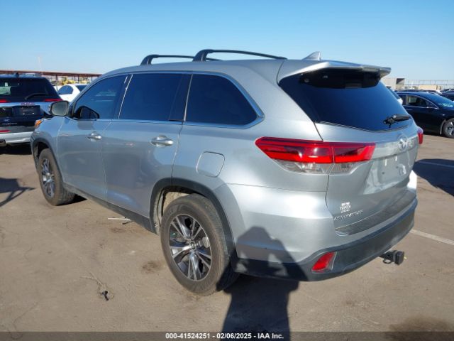 5TDZZRFH8KS359451 Toyota Highlander Le Plus
