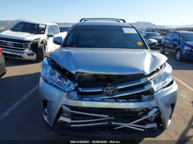5TDZZRFH8KS359451 Toyota Highlander Le Plus