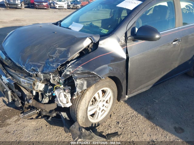 1G1JC5SB2G4103178 Chevrolet Sonic Lt Auto