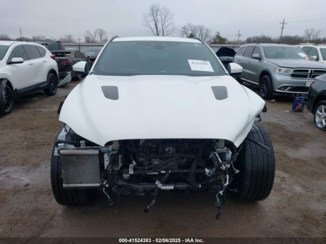 SADCZ2EE0MA688864 Jaguar F-pace Svr P550 Awd Automatic
