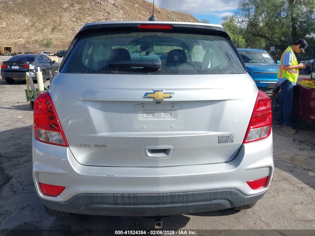 Chevrolet TRAX LS 2018 KL7CJNSB4JB607298 Image 16