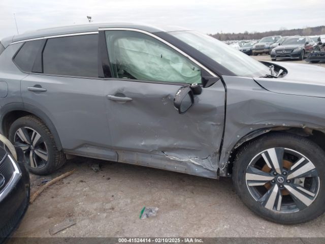 5N1AT3CA0MC826378 Nissan Rogue Sl Fwd