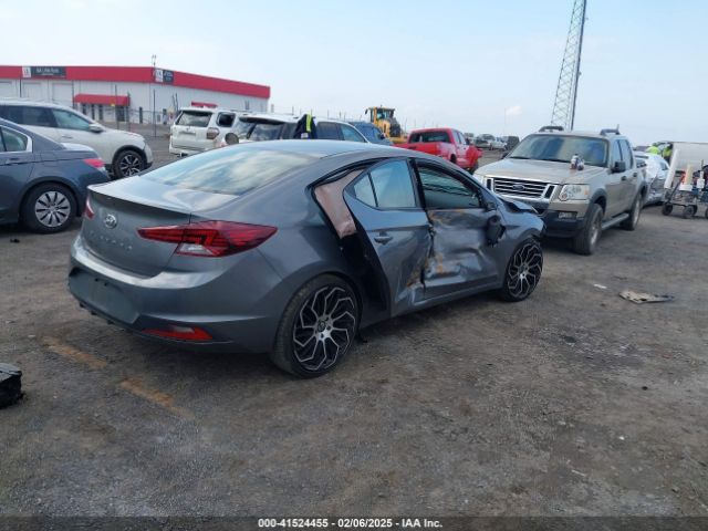 5NPD74LFXKH416034 Hyundai ELANTRA SE