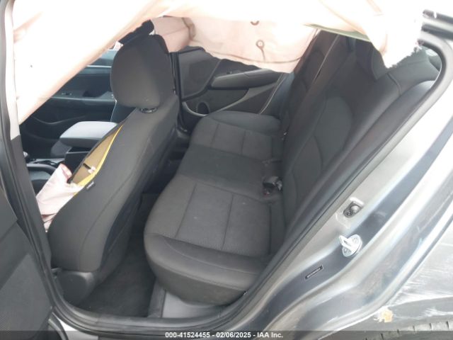 5NPD74LFXKH416034 Hyundai ELANTRA SE