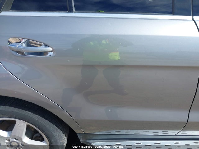 Mercedes-Benz ML 350 2015 4JGDA5JB7FA557837 Image 18
