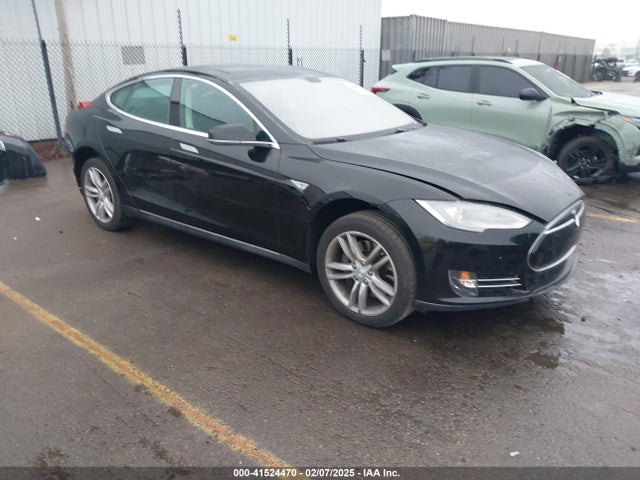 2013 TESLA MODEL S 5YJSA1CN0DFP20408 Photo 0