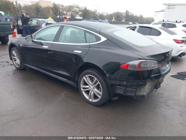2013 TESLA MODEL S 5YJSA1CN0DFP20408 Photo 2