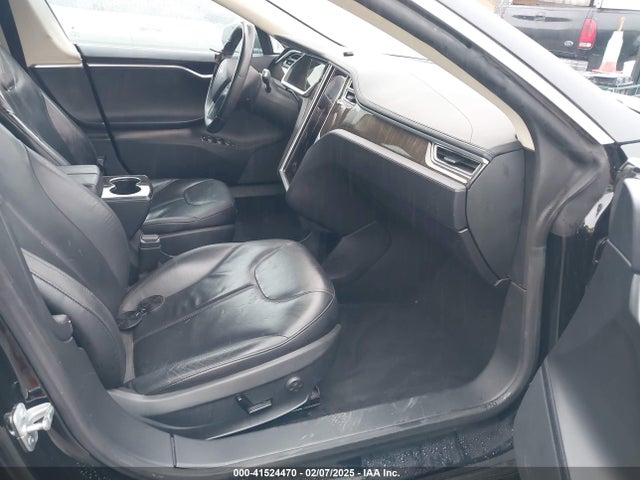 2013 TESLA MODEL S 5YJSA1CN0DFP20408 Photo 4