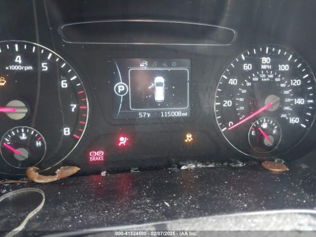 5XYPG4A55HG239030 KIA Sorento 3.3l Lx
