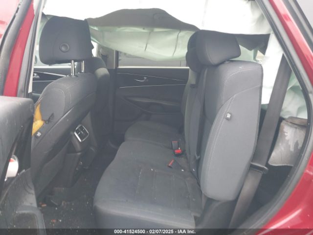 5XYPG4A55HG239030 KIA Sorento 3.3l Lx