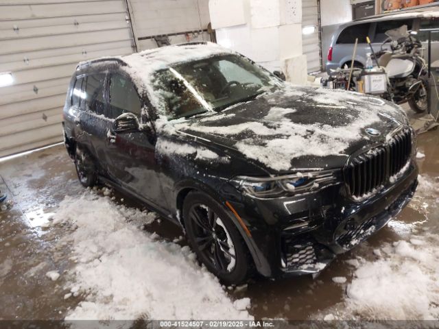 2022 BMW X7 5UXCX6C01N9M34758