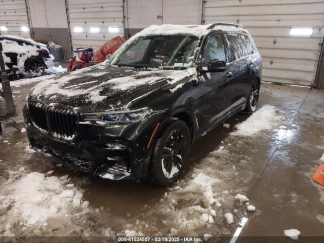 2022 BMW X7 5UXCX6C01N9M34758 Photo 1