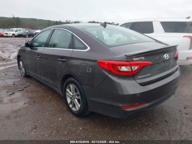 Hyundai Sonata 2017 5NPE24AF4HH472128 Image 3