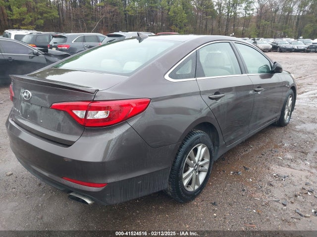 Hyundai Sonata 2017 5NPE24AF4HH472128 Image 4