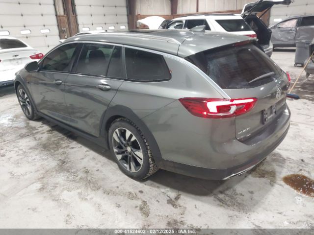 W04GV8SX5J1110895 Buick Regal Tourx Essence