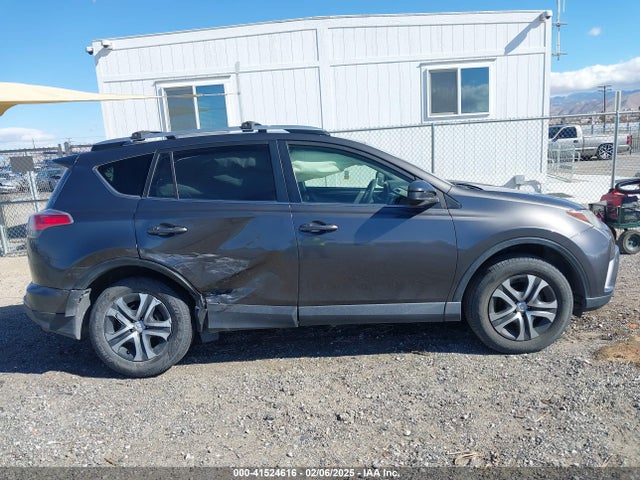 Toyota RAV4 LE 2017 JTMZFREV2HJ109466 Image 13