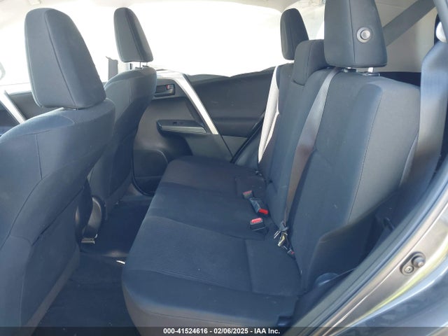 Toyota RAV4 LE 2017 JTMZFREV2HJ109466 Image 8