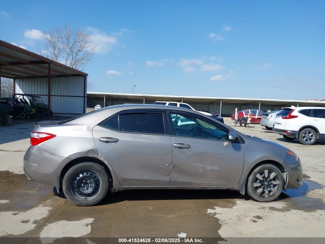 Toyota COROLLA LE 2016 5YFBURHE6GP428463 Image 13