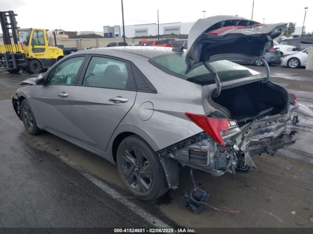 KMHLM4AJ9NU031372 Hyundai Elantra Hybrid Blue