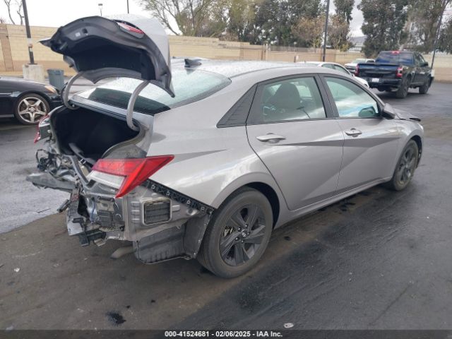 KMHLM4AJ9NU031372 Hyundai Elantra Hybrid Blue