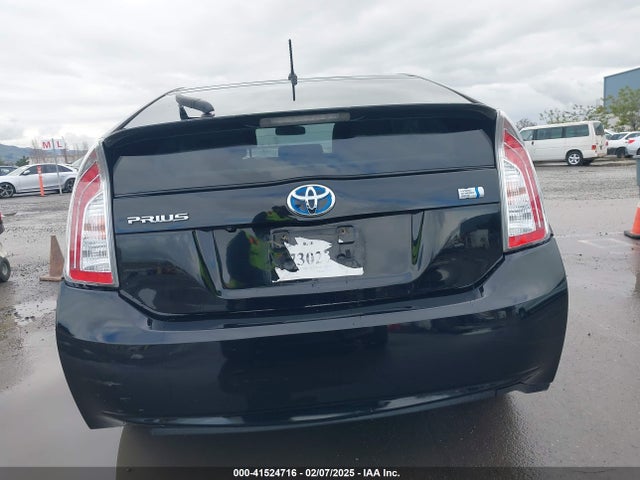 Toyota Prius Two 2015 JTDKN3DUXF1928801 Image 15