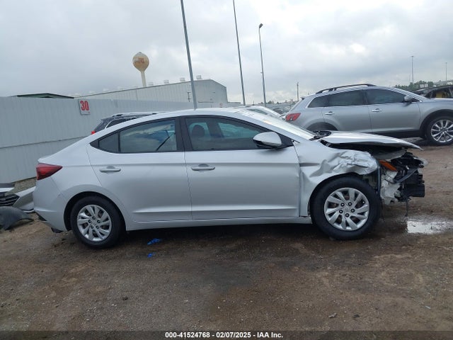 Hyundai ELANTRA SE 2019 KMHD74LF9KU866338 Image 14
