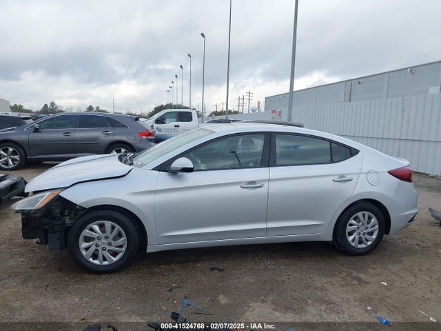 Hyundai ELANTRA SE 2019 KMHD74LF9KU866338 Image 15