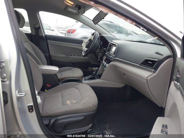 Hyundai ELANTRA SE 2019 KMHD74LF9KU866338 Image 5