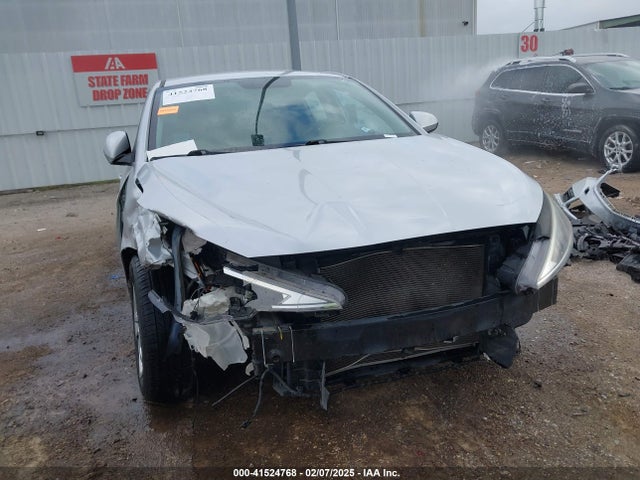Hyundai ELANTRA SE 2019 KMHD74LF9KU866338 Image 6