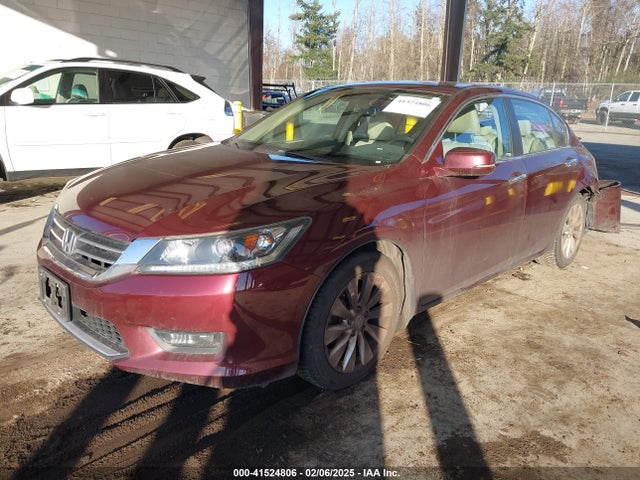 1HGCR2F83FA054084 Honda Accord