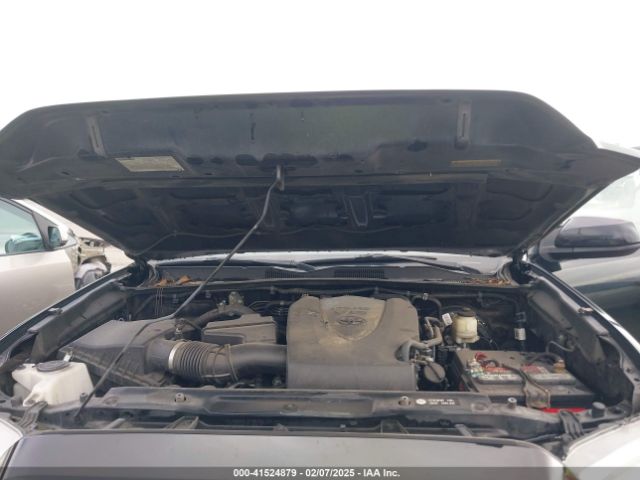 5TFBZ5DN1HX003445 Toyota Tacoma Sr5